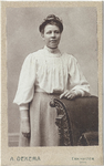 foto-17663 Portret van een vrouw, 1900