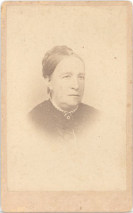 20362 Portret van Maria Waarts, ca. 1885