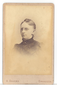 20364 Portret van Agatha Moll, 189-?