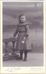 foto-21939 Portret van Elisabeth Alida Mantel, 1900