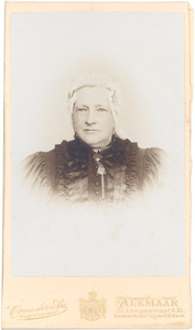 21983 Portret van een vrouw, 189-?