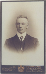 25861 Portret van Stendert Zuurbier omstreeks 1900, 1900