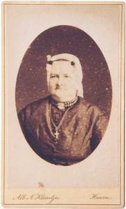 foto-25901 Portret van Grietje Klaver (1832-1886), ca. 1883