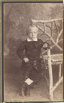 foto-10112 Portret van een ongeveer vijfjarig jongetje, 189-?