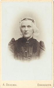 46137 Portret van Neeltje Houter, 188-?