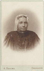 46140 Portret van een vrouw, 189-?