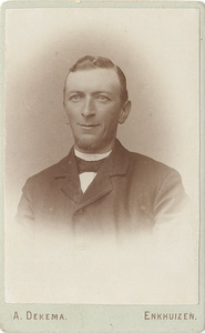 46141 Portret van een man, 189-?