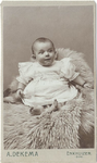 foto-19509 Portret van een dochter van Geertje Laan, ca. 1910