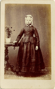 foto-6435 Portret van Jantje Jongert, omstreeks 1880, 188-