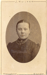 foto-7586 Portret van Lijzebeth Dekker, omstreeks 1890, 189-?