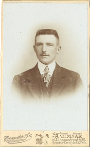 8310 Portret van Arie Leegwater Jbz., 189-?