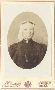 8321 Portret van Aafje Koomen, ca. 1900