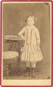 foto-9349 Portret van Geertje Zijp omstreeks 1870, 187-?