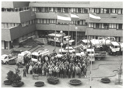 foto-11954 Personeel en materieel Openbare Werken van de gemeente Hoorn, 1989