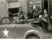 foto-3495 Hoorn na de bevrijding, 1945