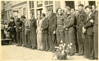 foto-3498 Hoorn na de bevrijding, 1945