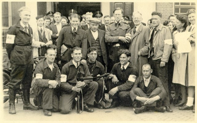 foto-3499 Hoorn na de bevrijding, 1945