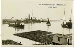 foto-5902 Zuiderzeewerken Medemblik : Oude Zeug, 1929?