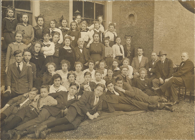 foto-15411 Normaalschool Hoorn, ca. 1910