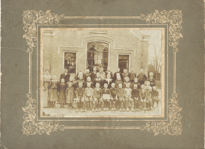 foto-18908 Openbare lagere school Venhuizen, ca. 1910