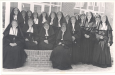 foto-22715 Zusters van het convent omstreeks 1950, ca. 1955