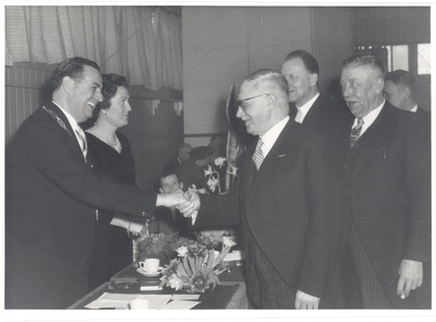 foto-24272 Afscheid burgemeester Cramwinkel van Grootebroek, 1958