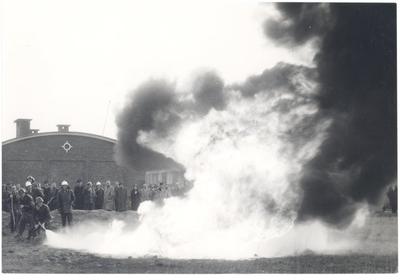 foto-24337 Demonstratie, gegeven door het brandweerkorps van de gemeente Grootebroek, ca. 1965