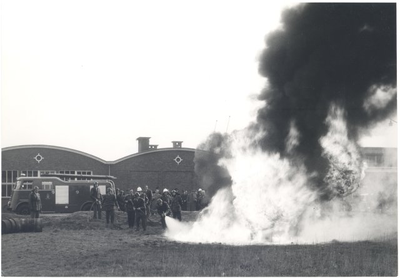 foto-24338 Demonstratie, gegeven door het brandweerkorps van de gemeente Grootebroek, ca. 1965
