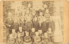 foto-9331 Schoolklas uit omstreeks 1890, 189-?