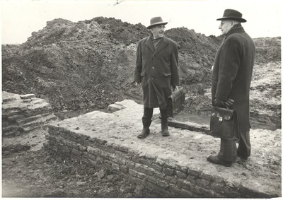 foto-9520 Archeologische opgravingen te Zandwerven, Spanbroek, omstreeks 1958 ?, ca. 1955