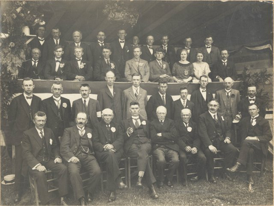 19544 Bestuur en leden (?) Turnkring West-Friesland, ca. 1920