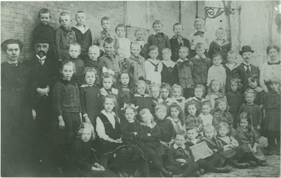 34526 Groepsfoto Vrije Protestantse School Enkhuizen geboortejaar 1912, 1920