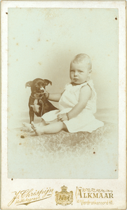 35133 Portret onbekende baby, ca. 1890-1900