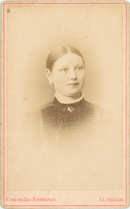 foto-35142 Portret onbekende jonge vrouw, ca. 1880-1890