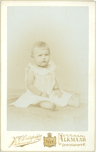 foto-35143 Portret onbekende baby, ca. 1890-1900