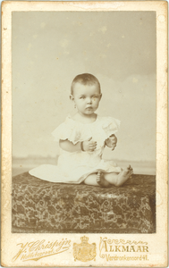 foto-35153 Portret onbekende baby, ca. 1890-1900