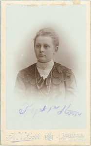 foto-35383 Trijntje Stam, ca. 1900-1910