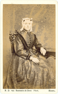 foto-35802 Portret van Trijntje Jasper (?), ca. 1875