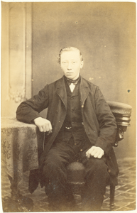 foto-35810 Portret van een onbekende man, ca. 1875