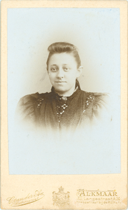 foto-35879 Portret Jansje Pereboom, ca. 1900