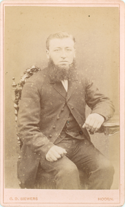 foto-37459 Portret van een onbekende heer, ca. 1880
