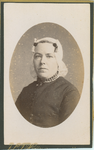 foto-37468 Portret van een onbekende vrouw, ca. 1885