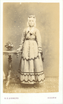 foto-37548 Portret van een onbekende vrouw, ca. 1875