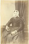 foto-37568 Portret van een onbekende vrouw, ca. 1865