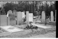 507 Grafstenen op de algemene begraafplaats aan het Keern, onder andere van Hendrik Volger